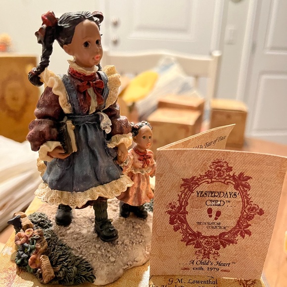 Boyds Yesterday's Child Natalie with Joy…Sunday School - Picture 10 of 15